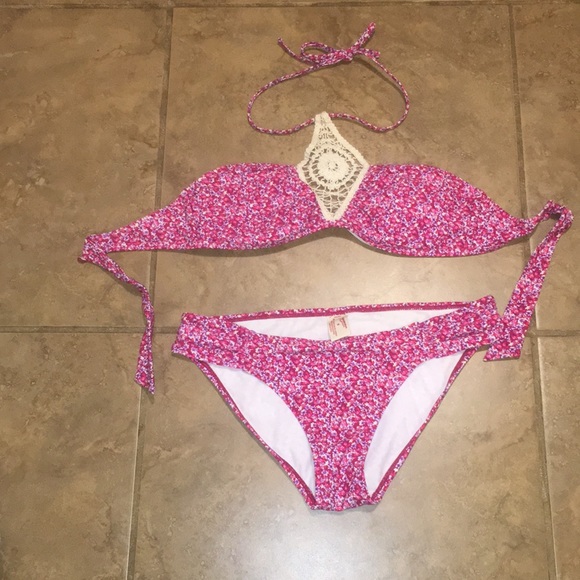 Arizona Jean Co. Size Medium Swimsuit - Picture 1 of 7
